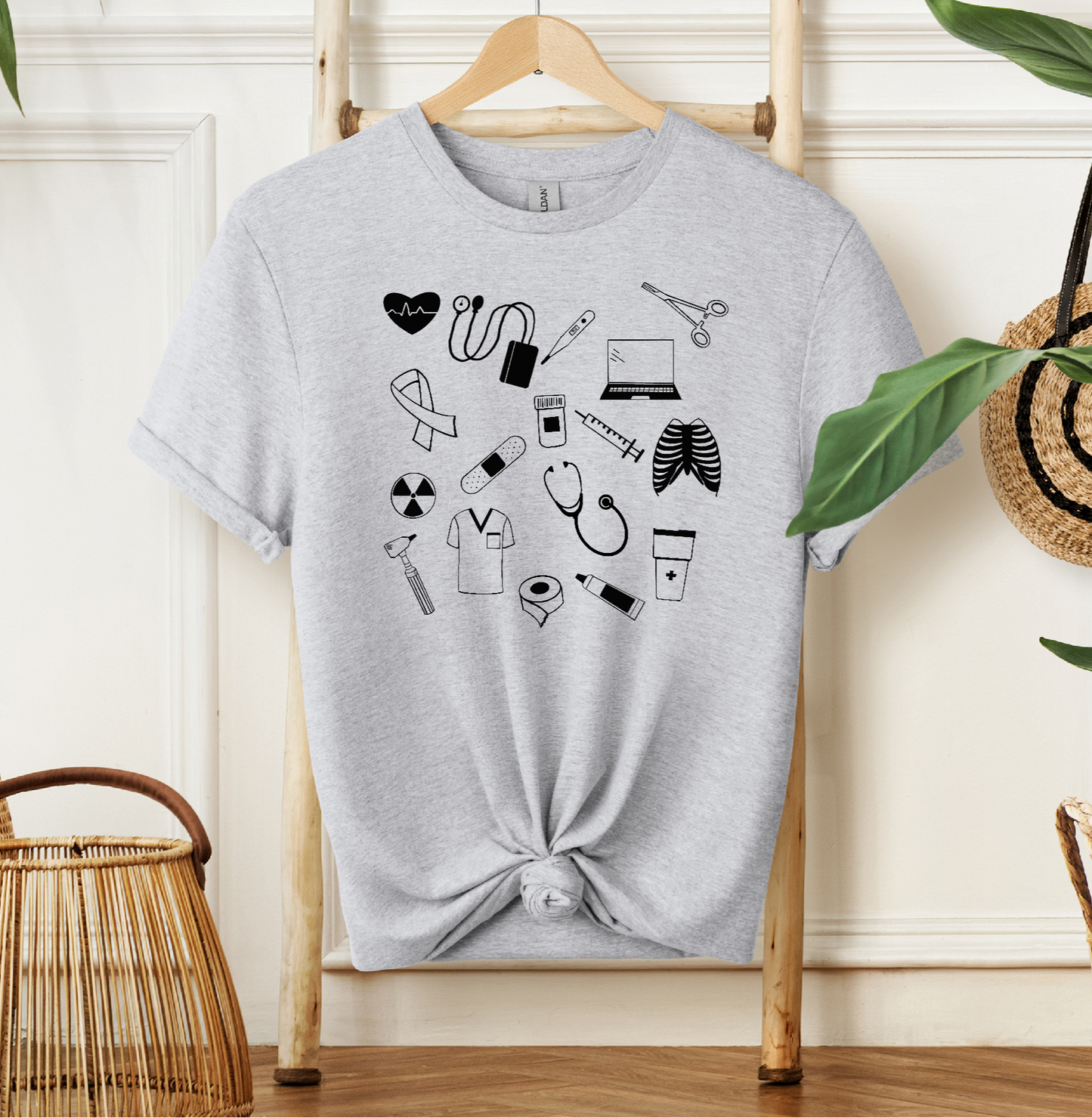 Nursing Doodle T-shirt